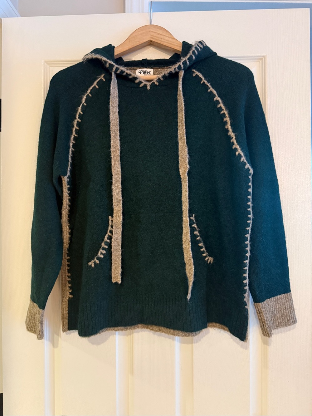 Pulse Boutique Hooded Sweater Small Green Colorblock Whipstitch Soft Cozy Hoodie